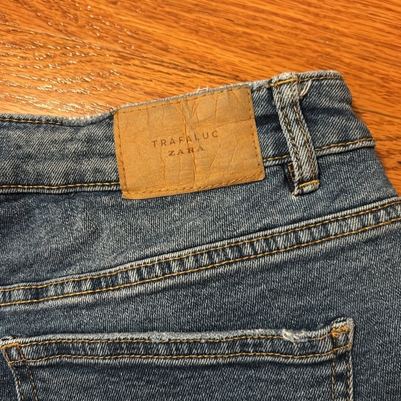 Zara Light Blue Distressed Jean Shorts Denim Stretch Mom Daisy Dukes Medium 10 - Picture 9 of 14